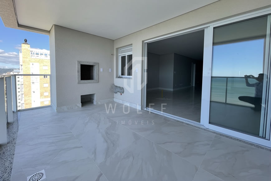 JD606 - Apartamento a 150 metros da praia com vista privilegiada no Centro 